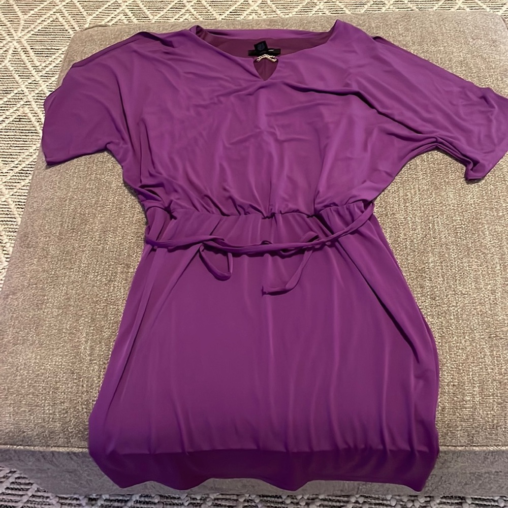 Cold shoulders mid length dress